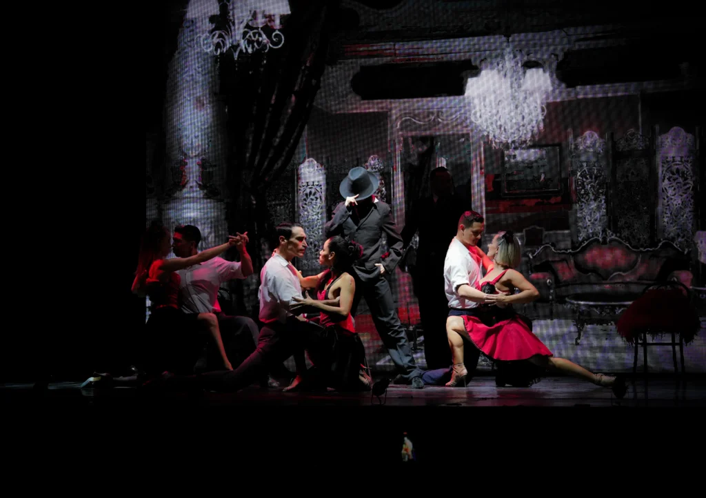 Explore os melhores shows de tango em Buenos Aires! Jantar completo, espetáculos emocionantes e a autêntica cultura argentina. Reserve sua experiência agora!