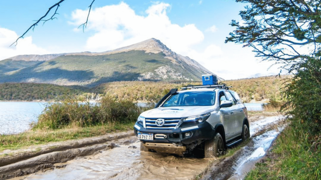 Expedição Off-road 4×4 Ushuaia: aventura com almoço, passagem pelo Passo Garibaldi e paisagens deslumbrantes nos lagos Escondido e Fagnano.