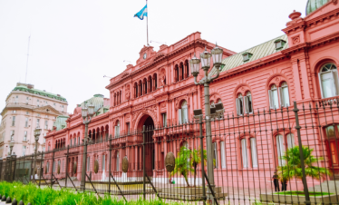 Explore Buenos Aires com um city tour privado que permite liberdade e conforto. Visite os principais pontos turísticos no seu ritmo.