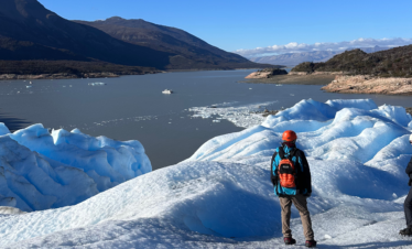 Descubra o glaciar Perito Moreno em um minitrekking na Patagônia. Caminhe sobre o gelo, aprecie vistas panorâmicas e viva uma aventura.