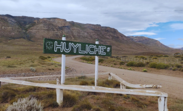 Explore os Balcones de Calafate em um emocionante passeio 4x4. Mirantes, fósseis e vistas panorâmicas da Patagônia em uma experiência única.