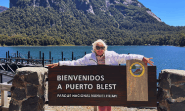 Descubra paisagens deslumbrantes com a My Little Buenos Aires na selva valdiviana em Puerto Blest e a cascada Los Cántaros.