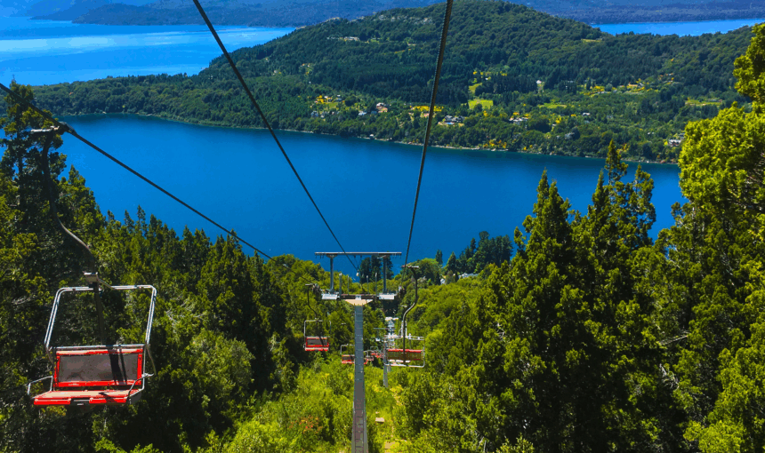 Bariloche é um destino incrível para famílias com crianças. Descubra os passeios ideais para os pequenos e veja um checklist completo de documentos para viajar com tranquilidade.