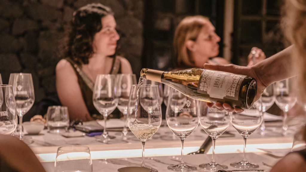 Descubra como é Buenos Aires em março: clima, o que vestir, eventos, feriados e os melhores passeios para aproveitar a cidade em 2026.