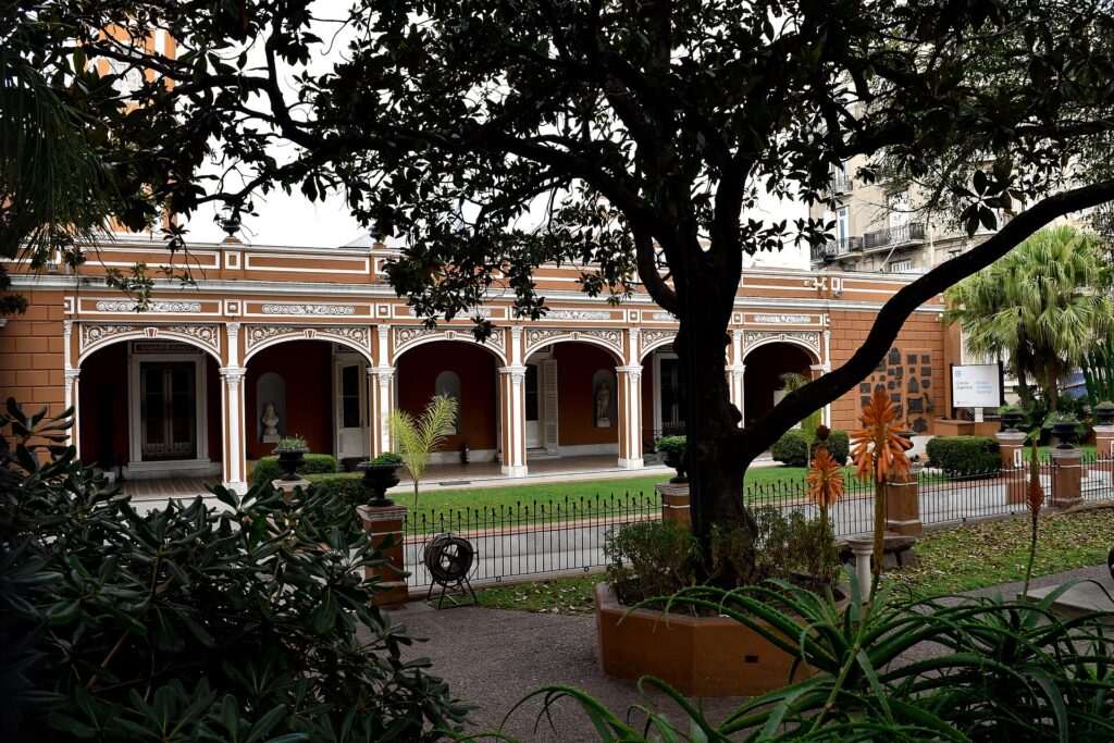 Descubra museus gratuitos em Buenos Aires e explore o melhor da arte, da história e da cultura argentina sem gastar nada.