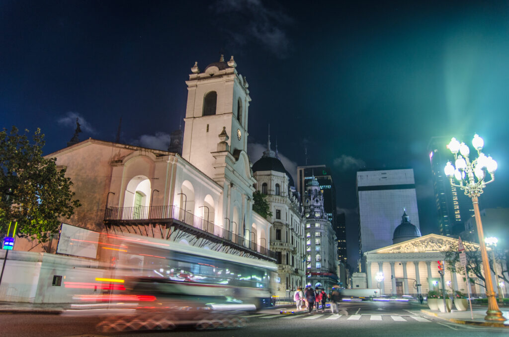 Descubra museus gratuitos em Buenos Aires e explore o melhor da arte, da história e da cultura argentina sem gastar nada.